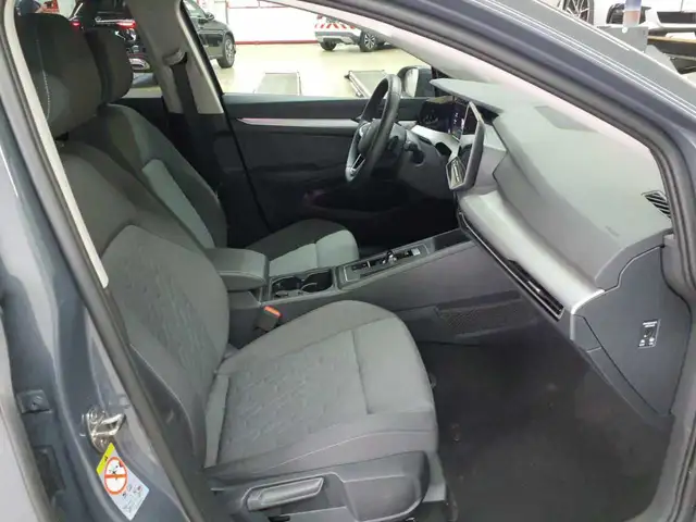Volkswagen Golf view 7