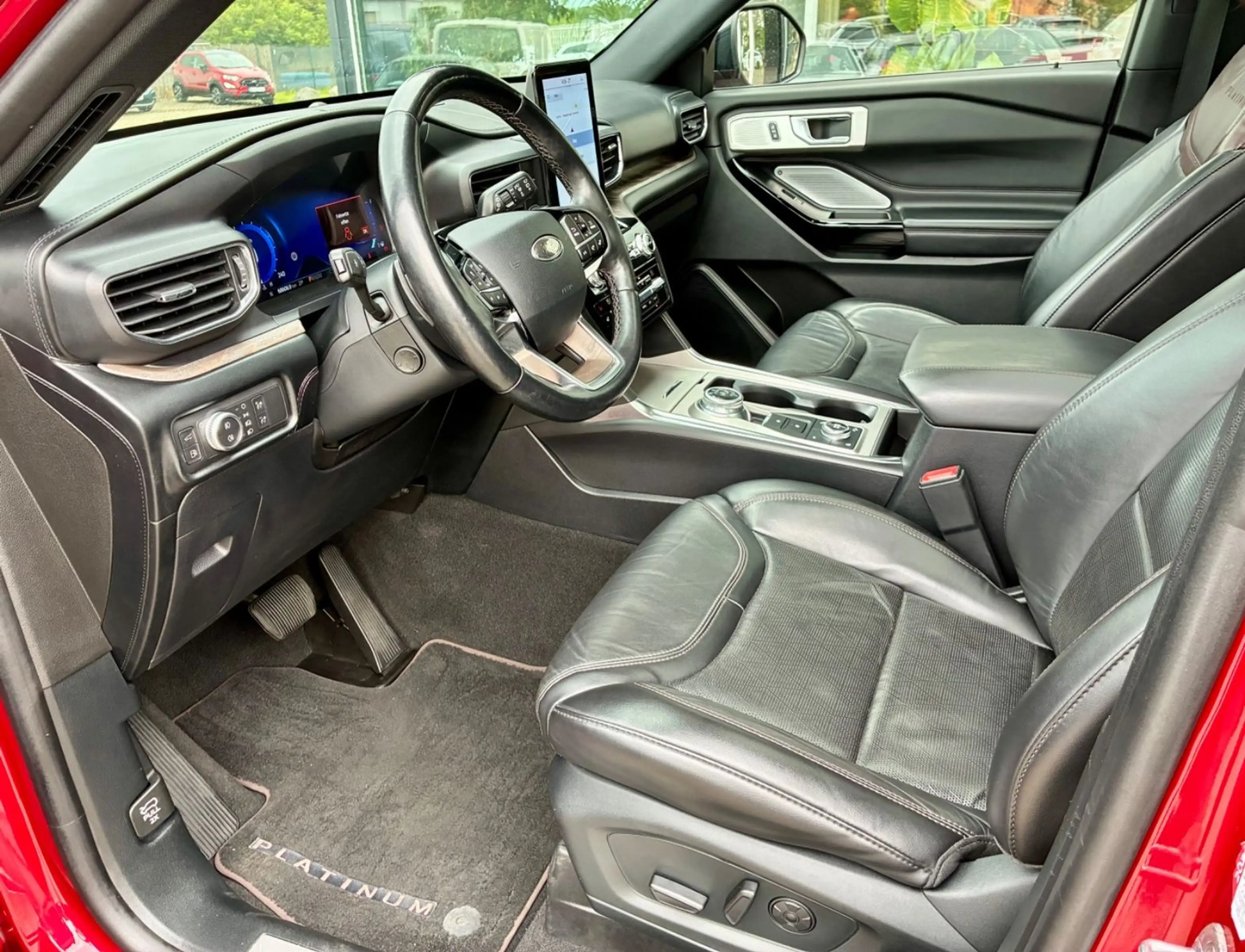 Ford Explorer Platinum Plug-in-Hybrid 4x4 LED Leder — photo 9