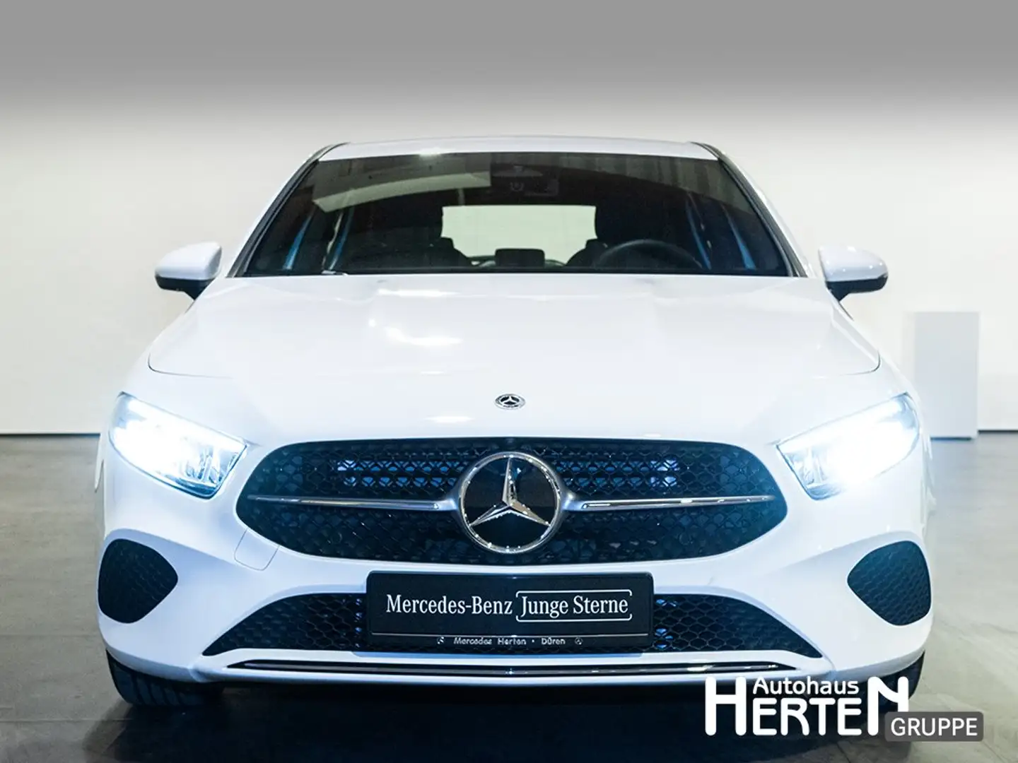 Mercedes-Benz A 200 +PROGRESSIVE LINE ADV.KAMERA+LED+WINTERP. Weiß - 2
