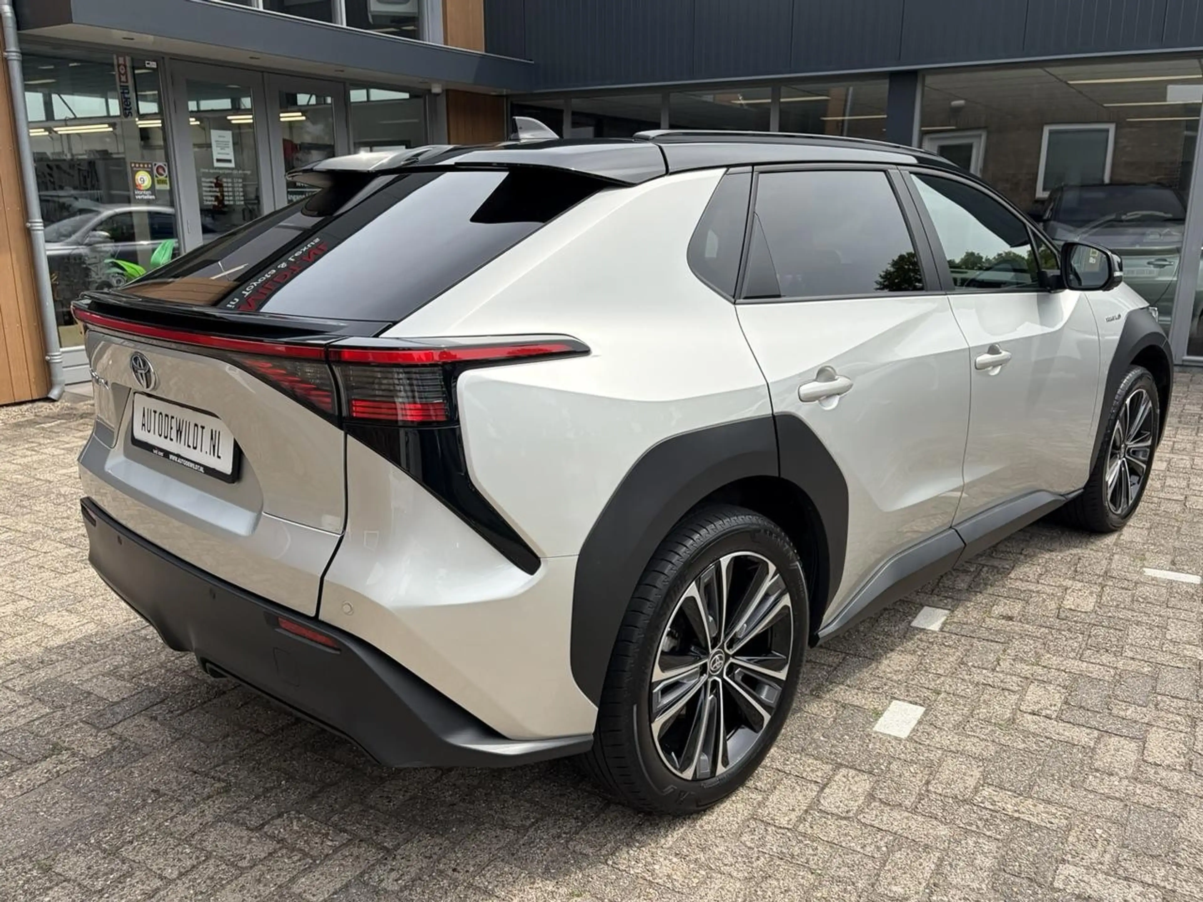 Toyota bZ4X 71kWh Business Design + FABRIEKSGARANTIE — photo 4