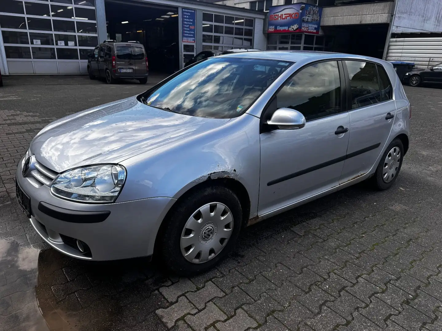 Volkswagen Golf V 1.6 Lim. Trendline Silber - 1