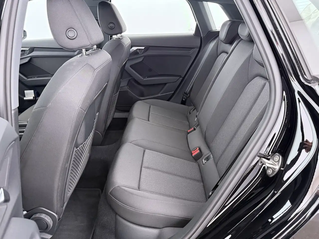 Audi A3 SB 30 TDI Aut LED RADAR NAVI SITZHZG R-CAM PDC, миниатюра 24