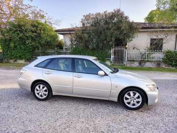 2.0 Silver wagon. 75800 km