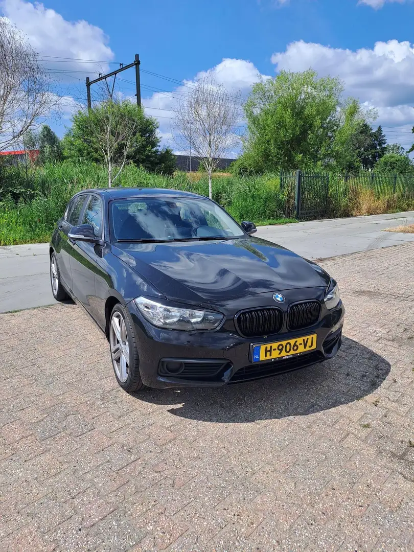 BMW 118 1-serie 118i Centennial Executive Zwart - 2