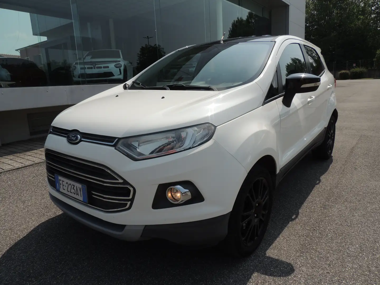 Ford EcoSport 1.5 tdci Titanium 95cv E6 Weiß - 1