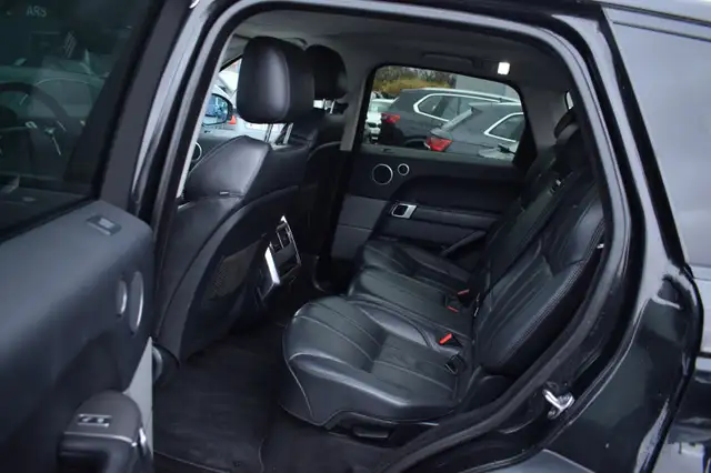 Land Rover Range Rover Sport view 15