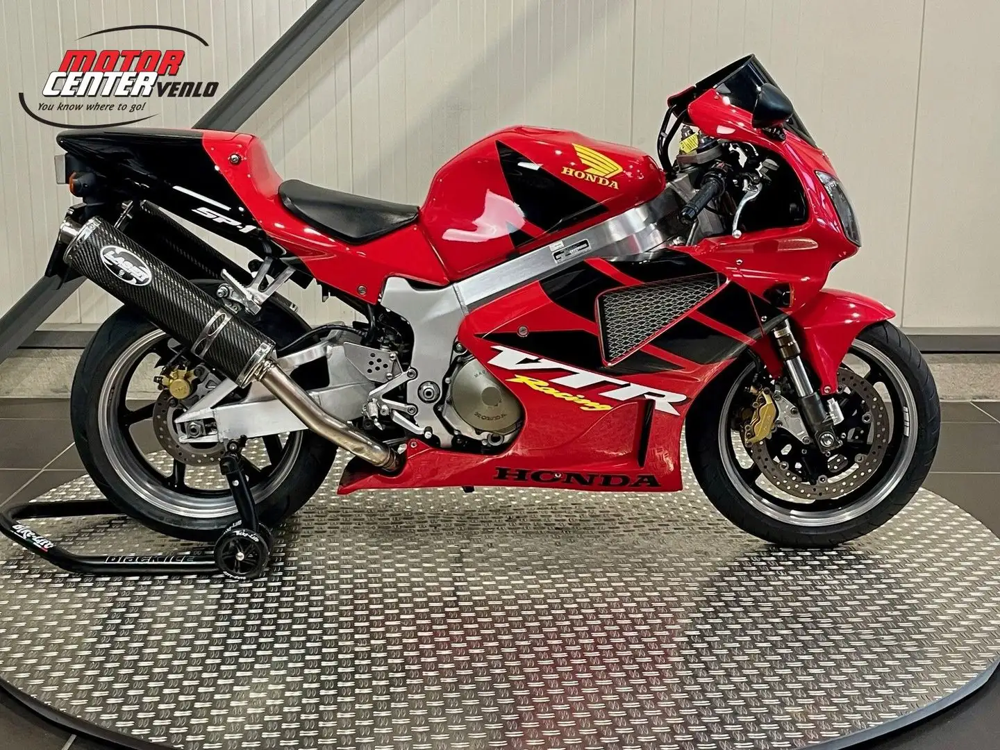 Honda VTR 1000 SP 1 crna - 1