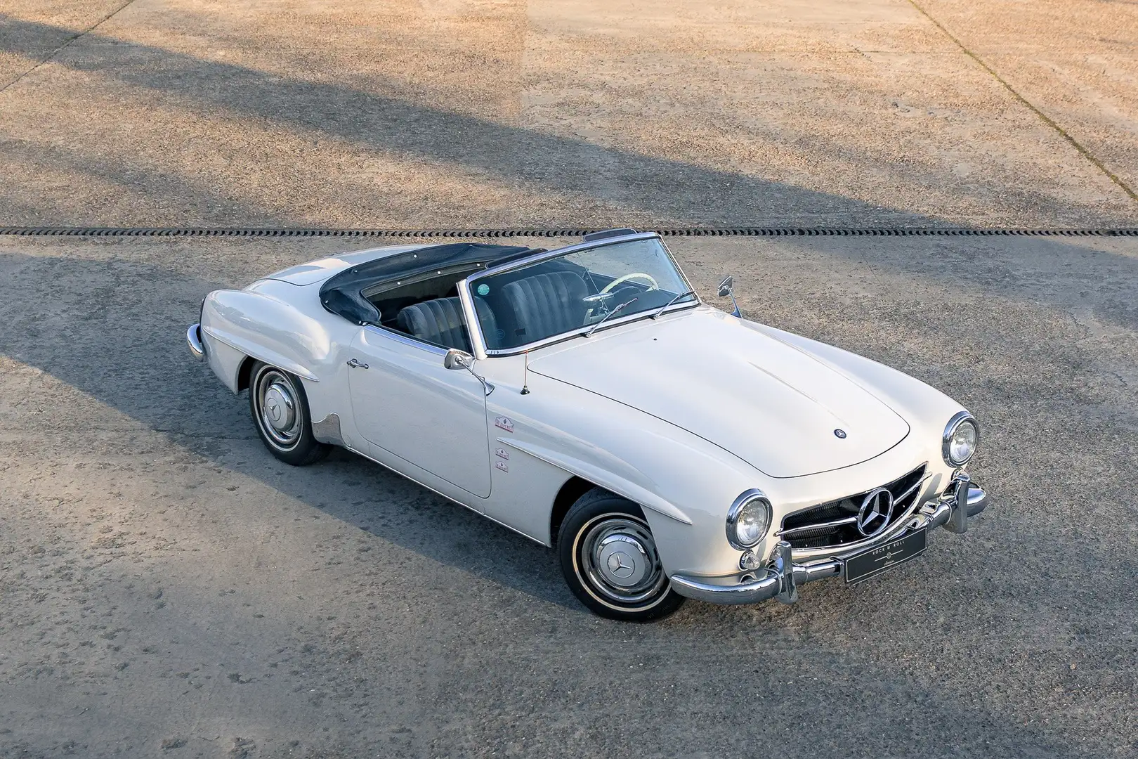 Mercedes-Benz 190 SL | Upgraded Weber carburetors Wit - 1