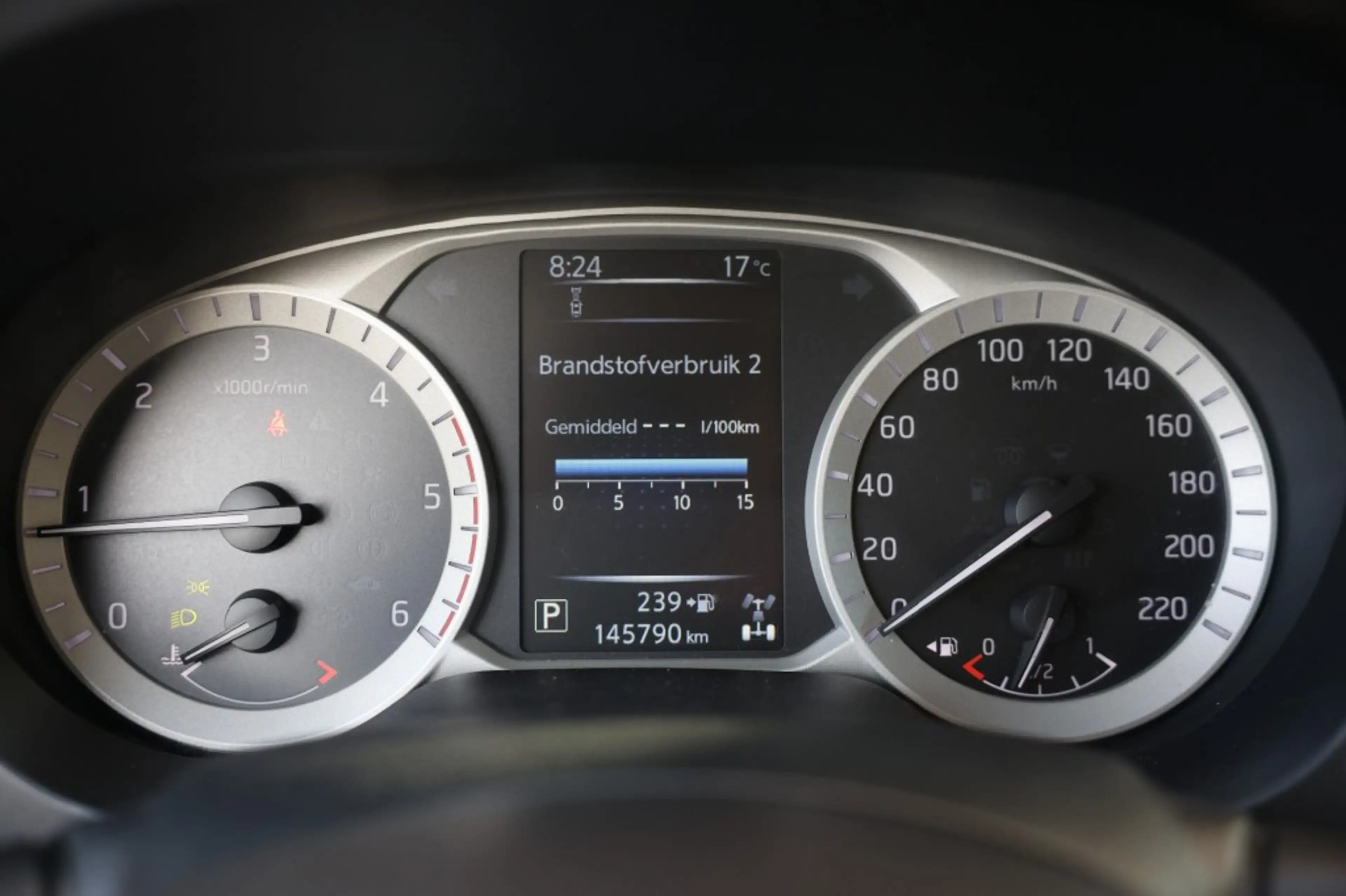 Nissan Navara 2.3 DCI DUBBEL CABINE A/T 4WD 5 ZITS VAN — photo 10