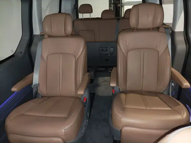 Hyundai Staria view 15