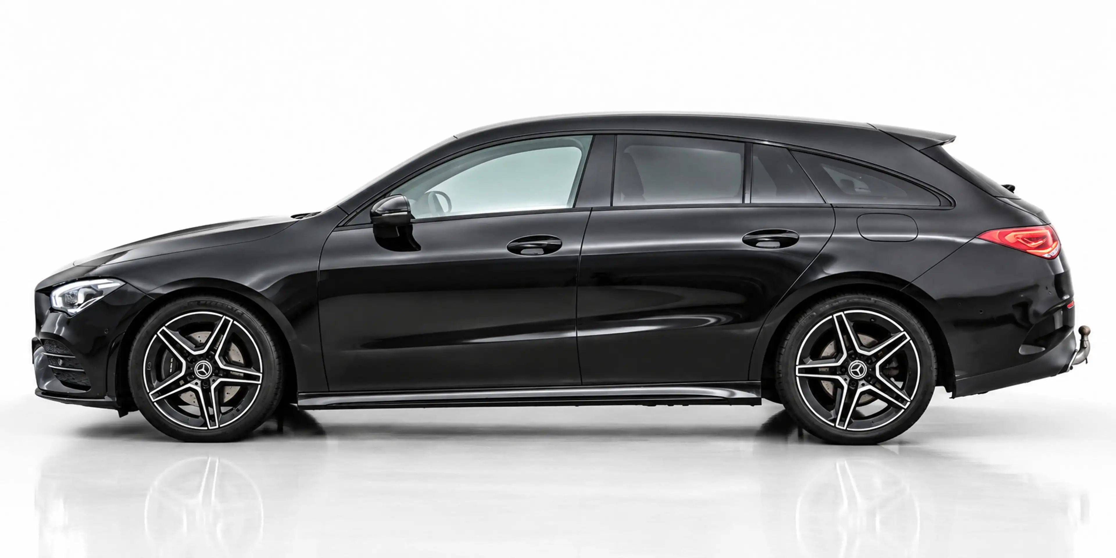 Mercedes-Benz CLA 200 Shooting Brake AMG NIGHT | TREKHAAK | SFEERVERLICH — photo 2