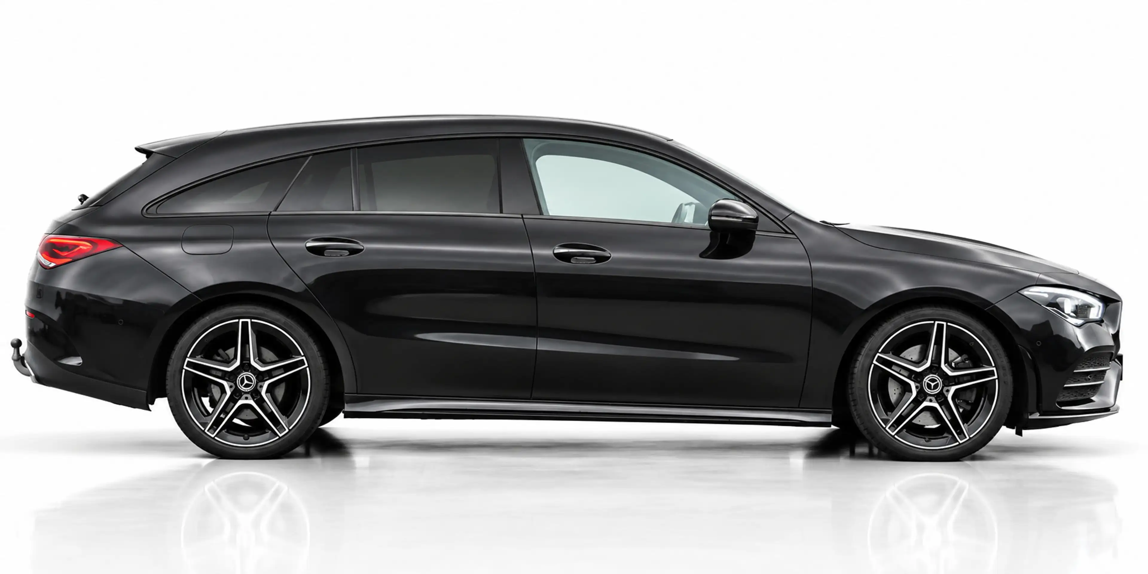 Mercedes-Benz CLA 200 Shooting Brake AMG NIGHT | TREKHAAK | SFEERVERLICH — photo 4