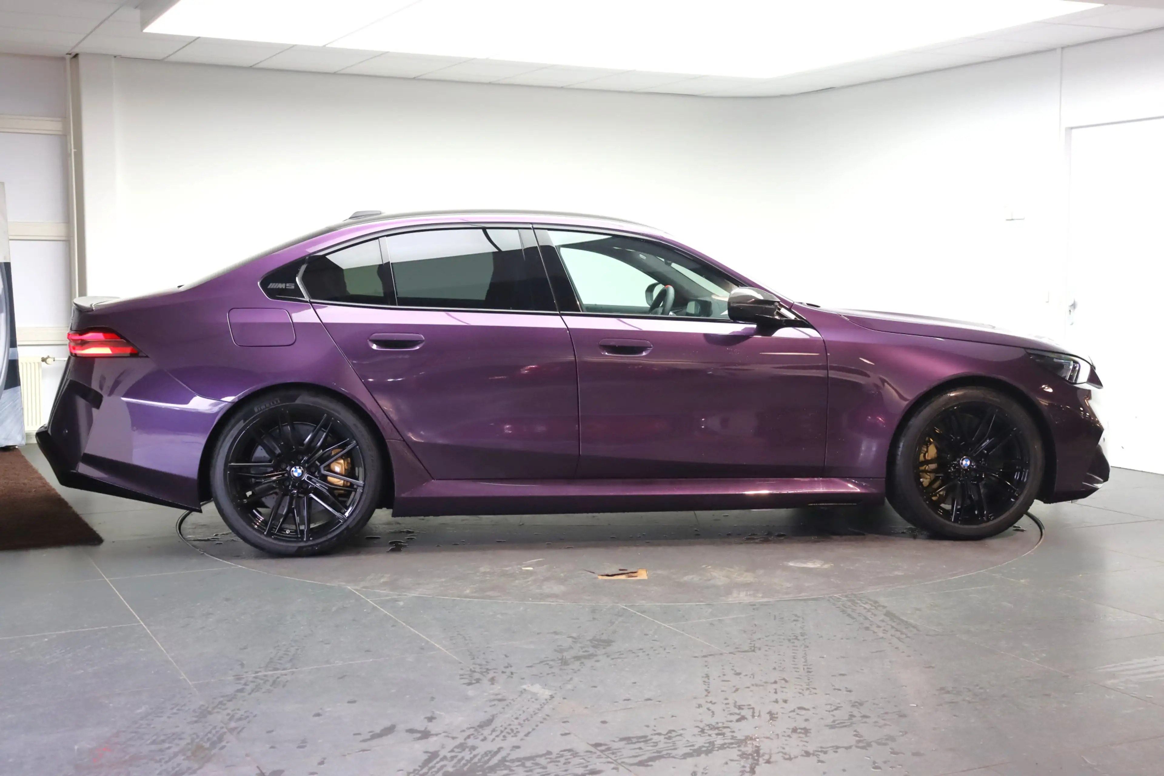 BMW M5 5 Serie Automaat / Trekhaak / Bowers & Wilkins / M — photo 5