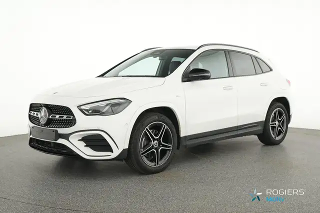 Mercedes-Benz GLA 250 e AMG Line