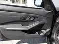 BMW 340 d Touring xDrive PANO AHK HUD LED NAVI LEDER Schwarz - thumbnail 26