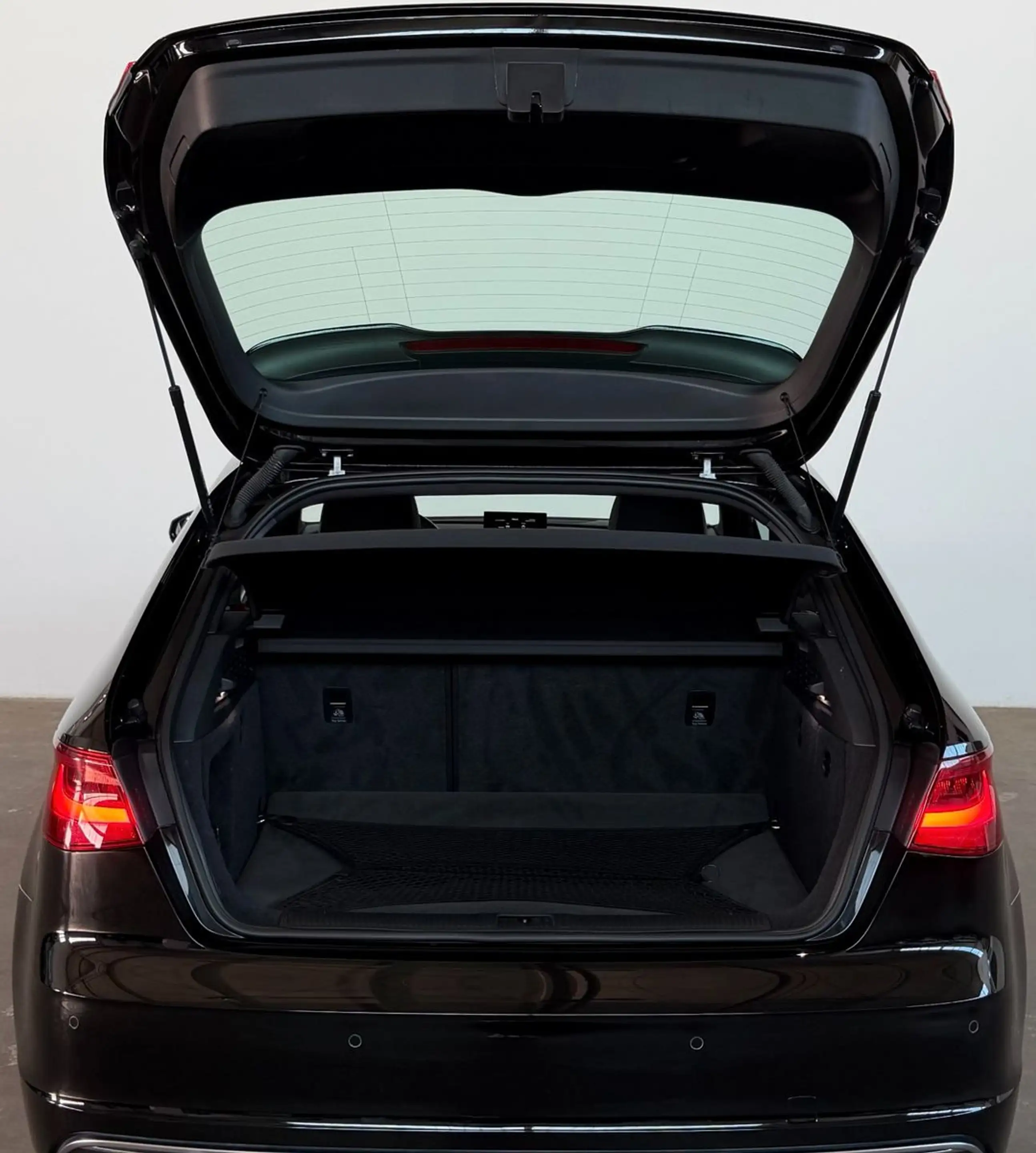 Audi S3 8V 2.0 TFSI QUATTRO 1.HAND SCHECKHEFT 8FACH — photo 10