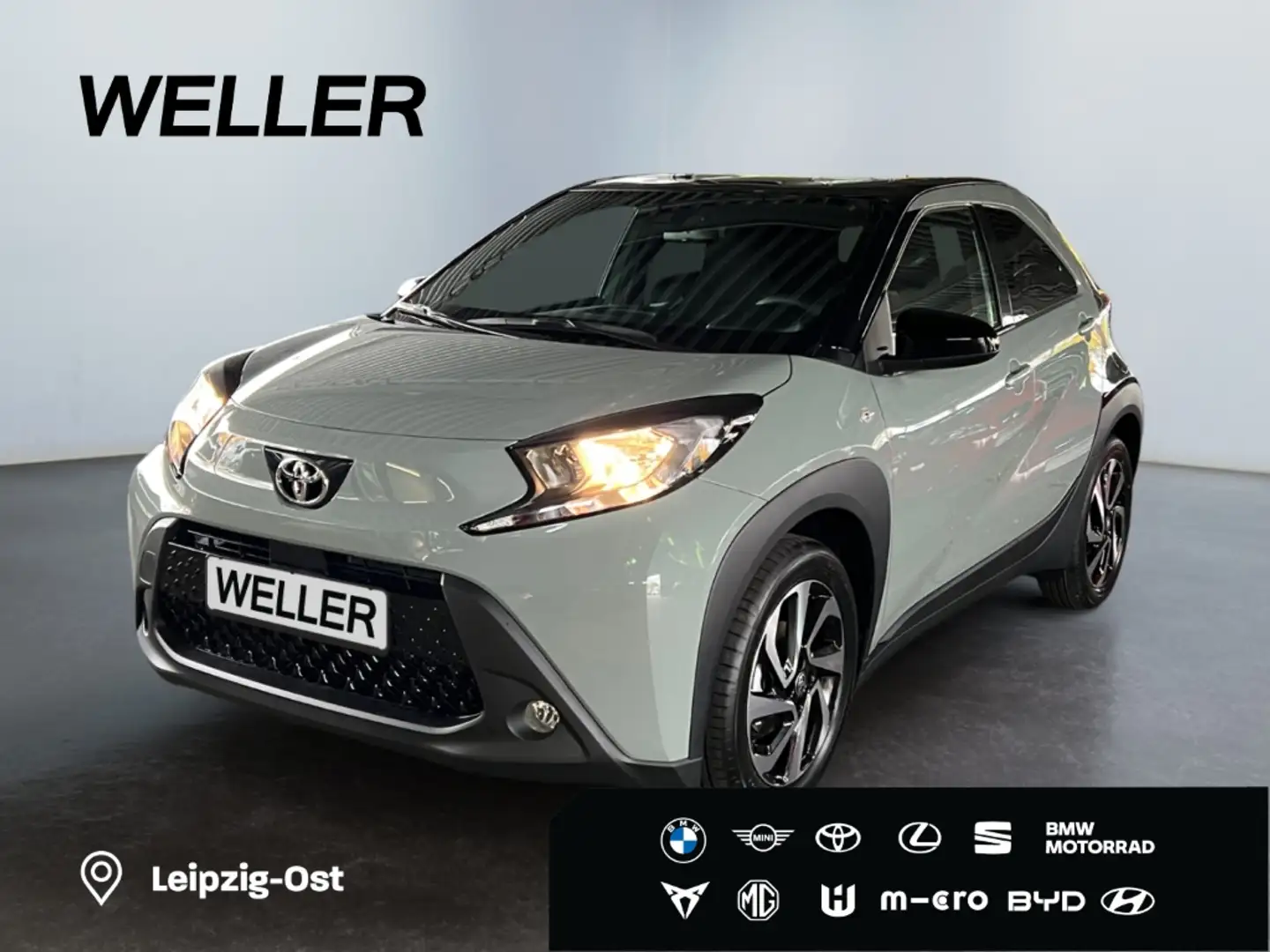 Toyota Aygo X Teamplayer *ACC*CarPlay*CAM*SHZ*Bi-Tone* Groen - 1