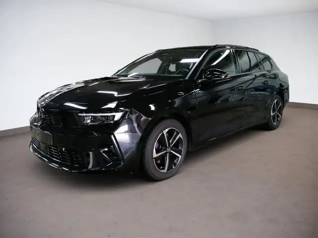 Opel Astra view 3