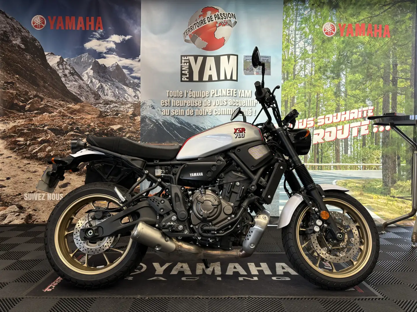 Yamaha XSR 700 Gris - 1