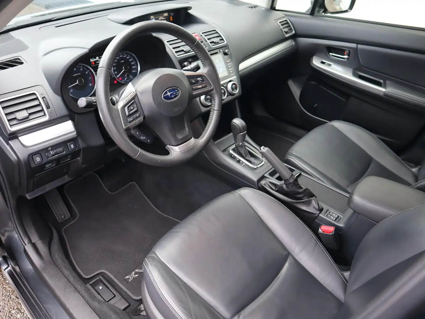 Subaru XV 2.0i Premium AWD | AUTOMAAT | Parkeercamera | Stoe Gris - 2