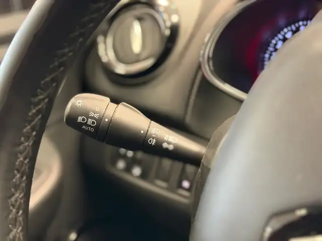 Renault Clio view 12