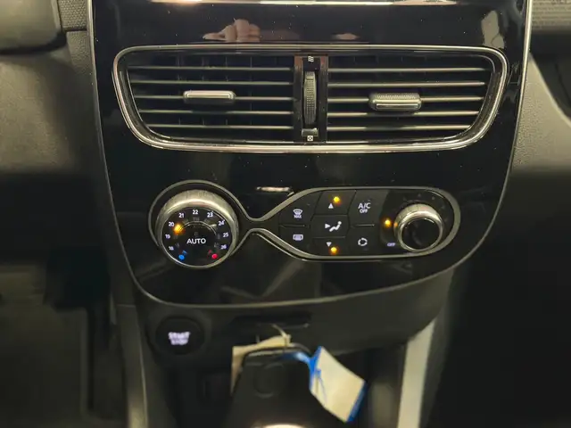 Renault Clio view 10