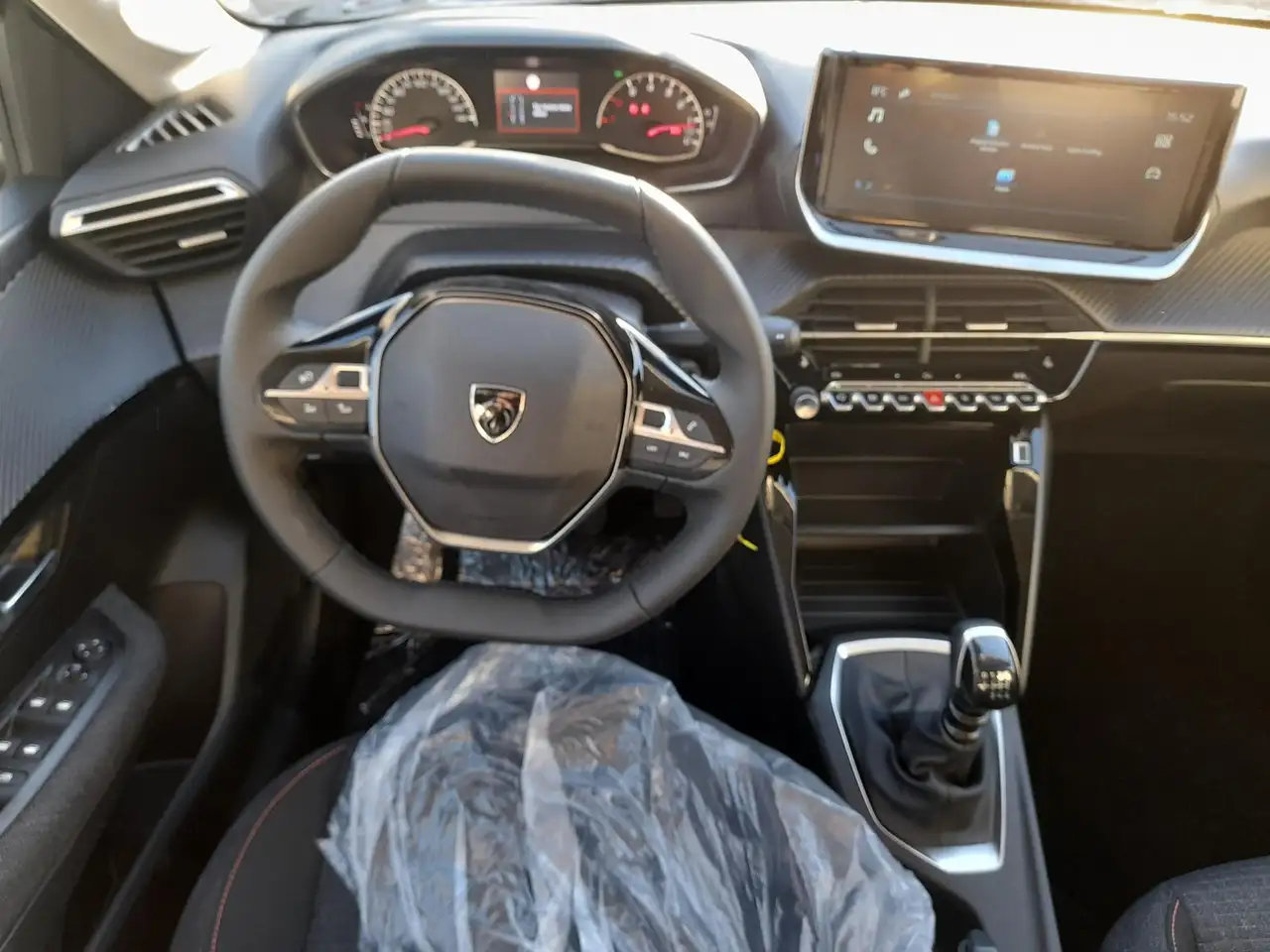 Peugeot 208 1.2 Style NAVI/APP~SHZ~LED~PDC~DAB~GRA~MFL 19