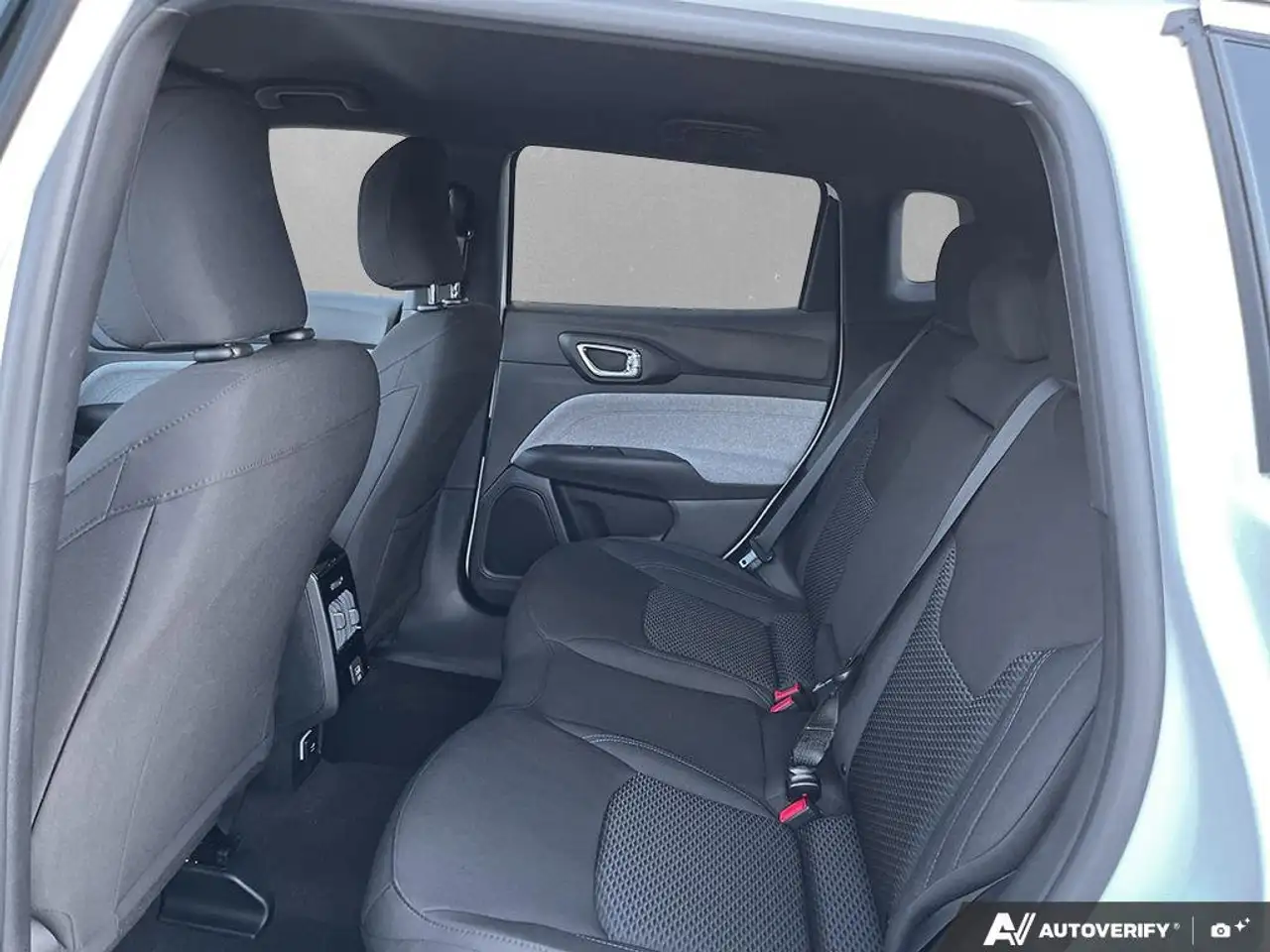 Jeep Compass снимка Jeep Compass