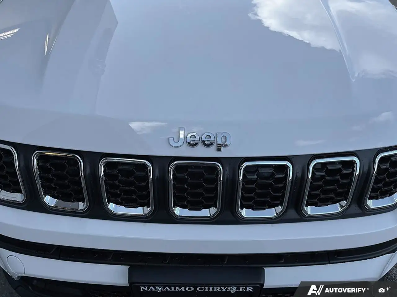 Jeep Compass снимка Jeep Compass