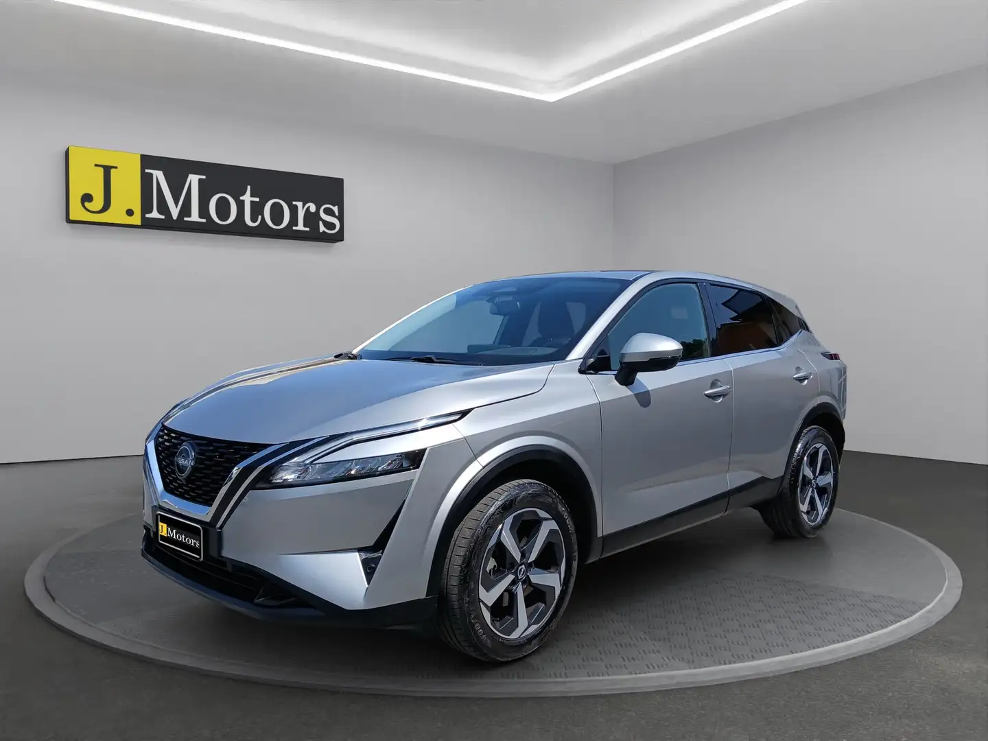 Nissan Qashqai 1.3 mhev N-Connecta 2wd 140cv Gris - 1