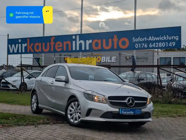 Mercedes-Benz A 180 Style BlueEfficiency*TEILLEDER*TEMPOMAT !!