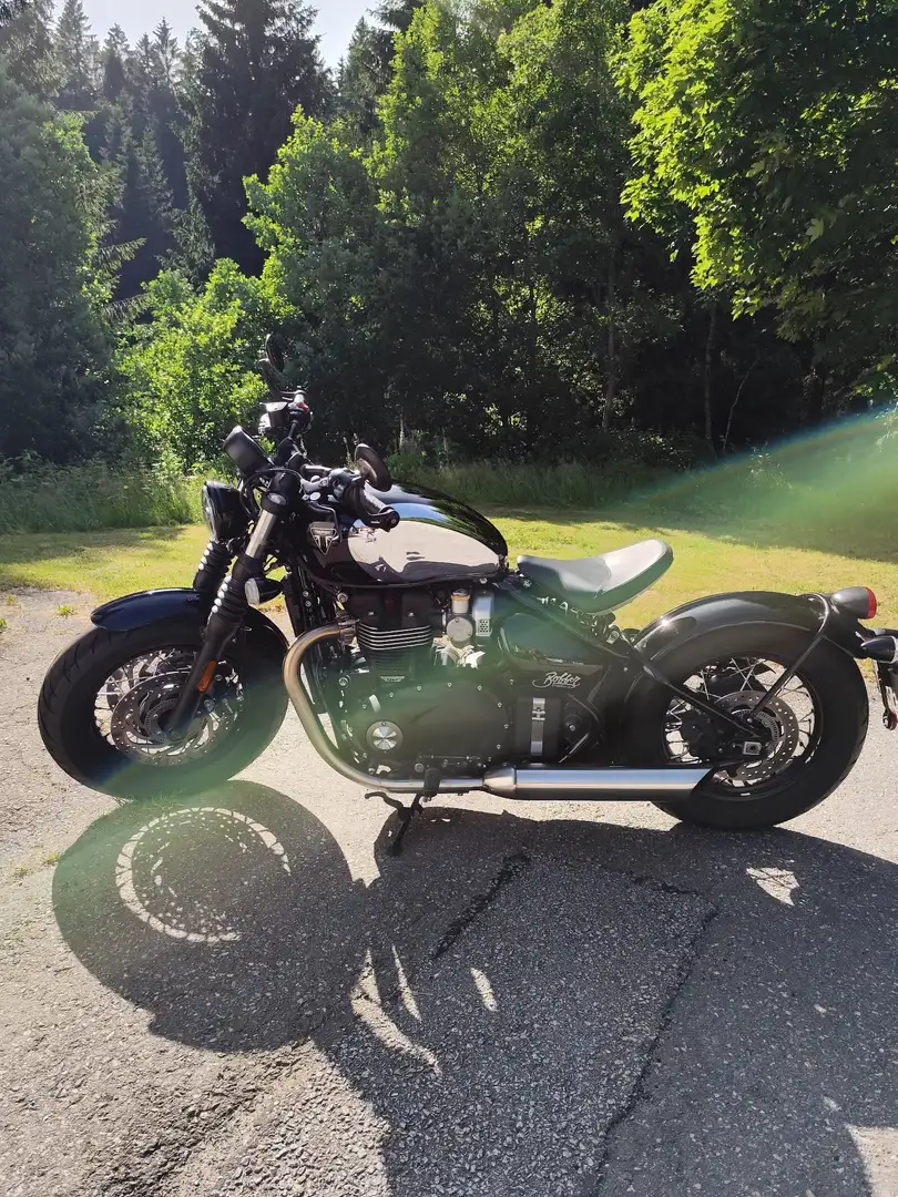 Triumph Bonneville Bobber Chrome Edition Black - 1