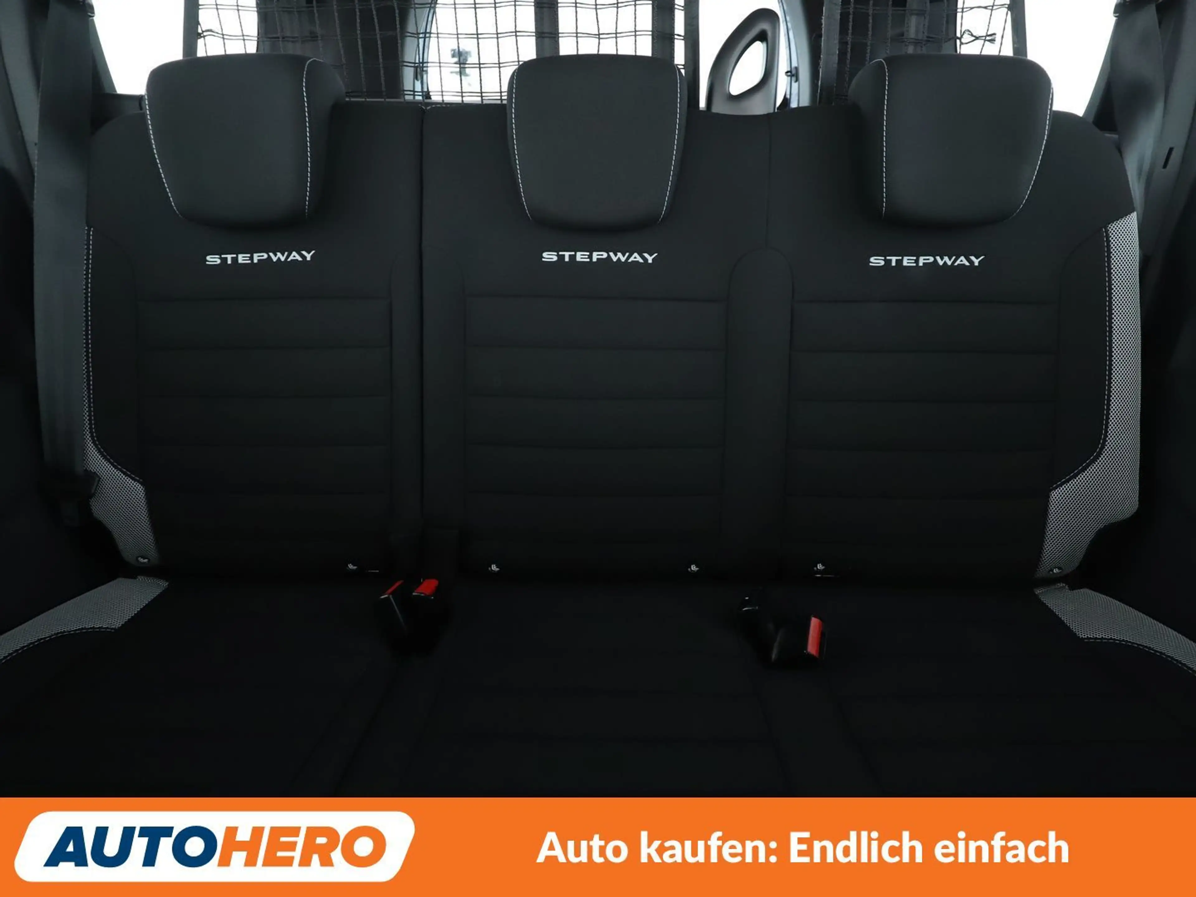 Dacia Lodgy 1.3 TCe Stepway Plus *NAVI*TEMPO*PDC*SHZ*KLIMA* — photo 15