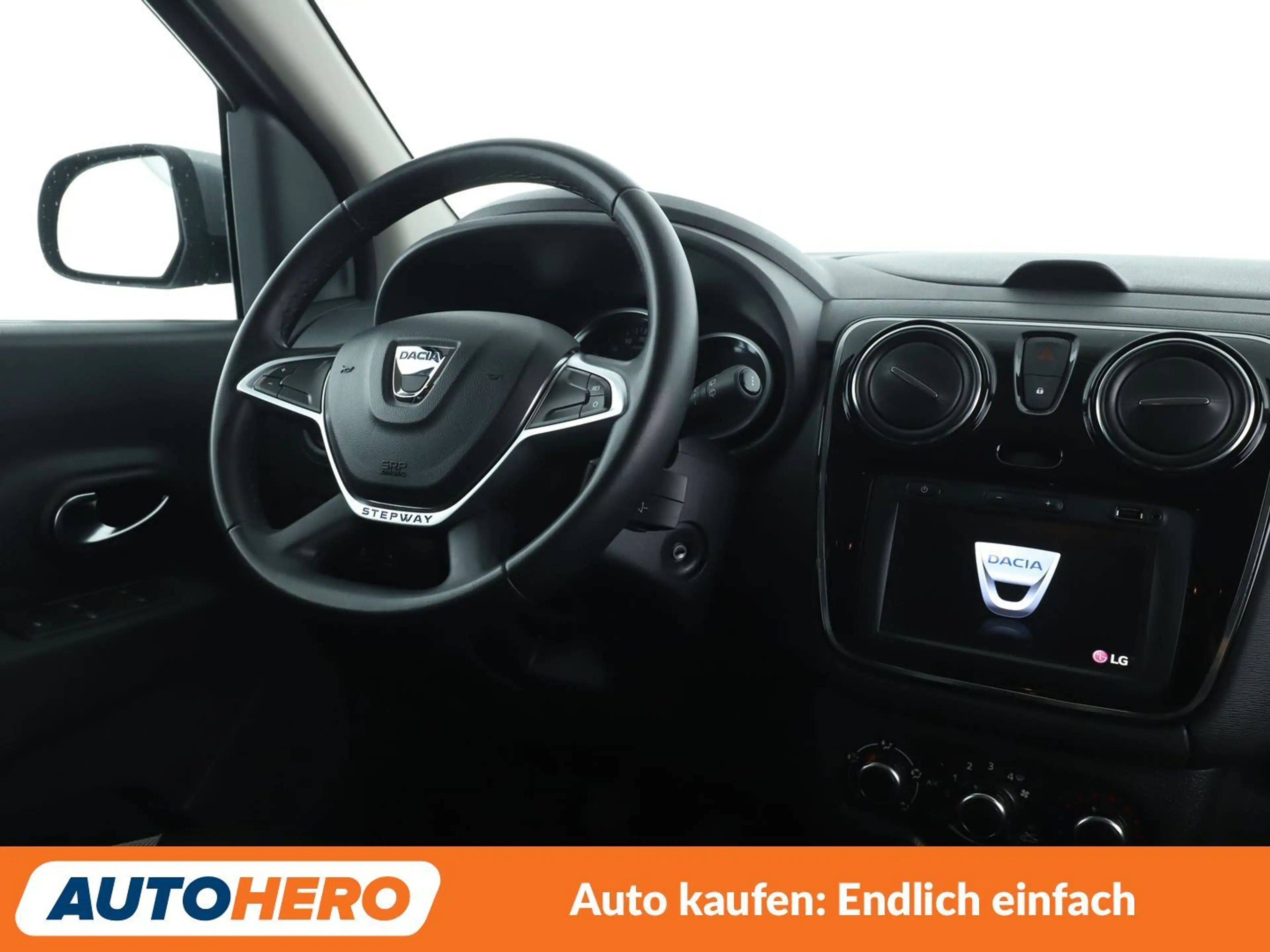 Dacia Lodgy 1.3 TCe Stepway Plus *NAVI*TEMPO*PDC*SHZ*KLIMA* — photo 13