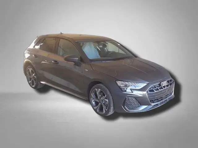 Audi A3 view 4
