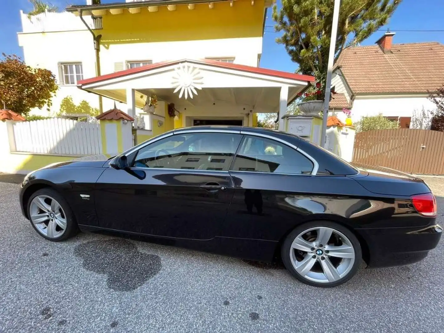 BMW 320 320i Cabrio Schwarz - 2