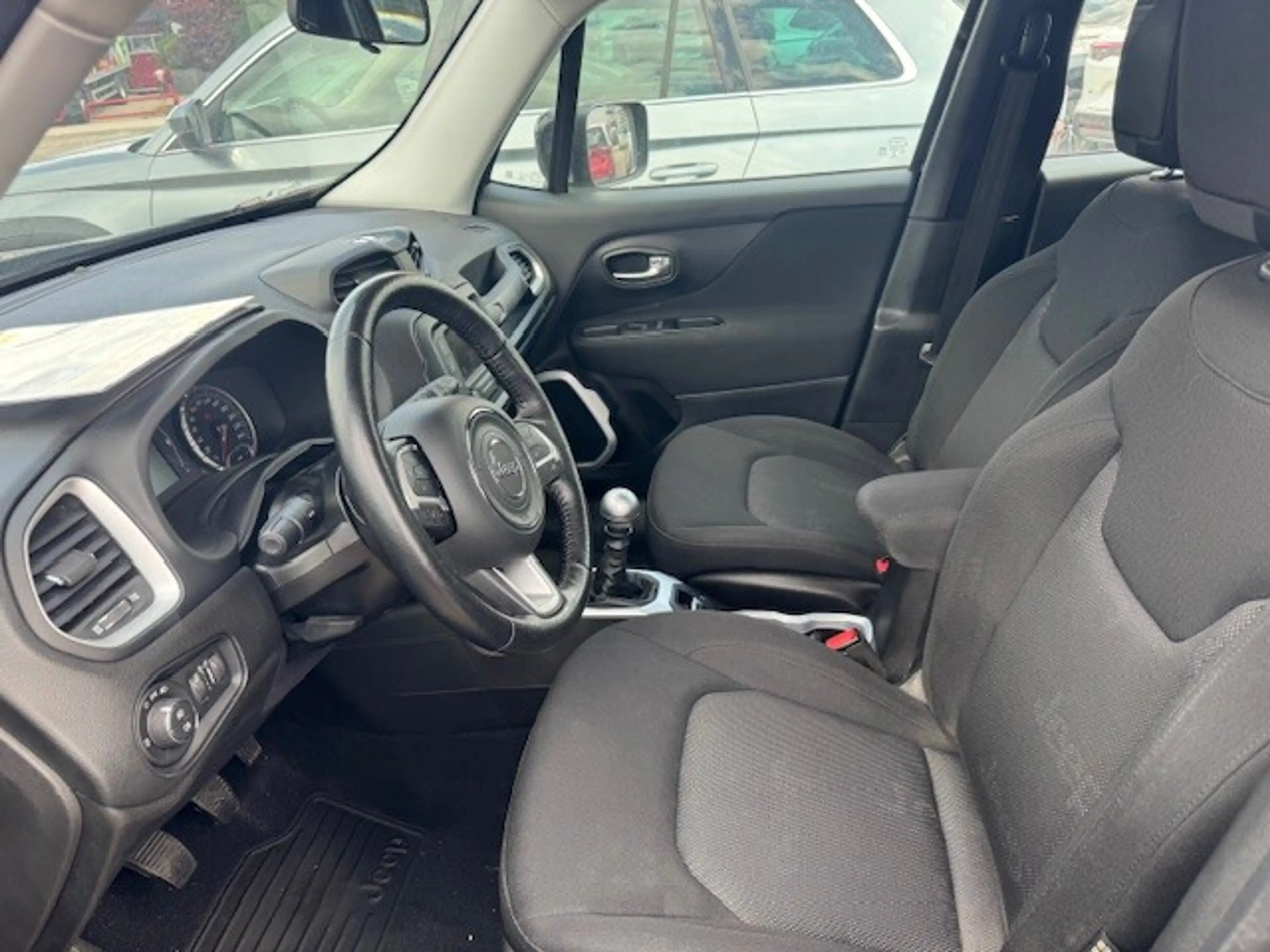 Jeep Renegade 1,4 Multiair2 140 Longitude — photo 4