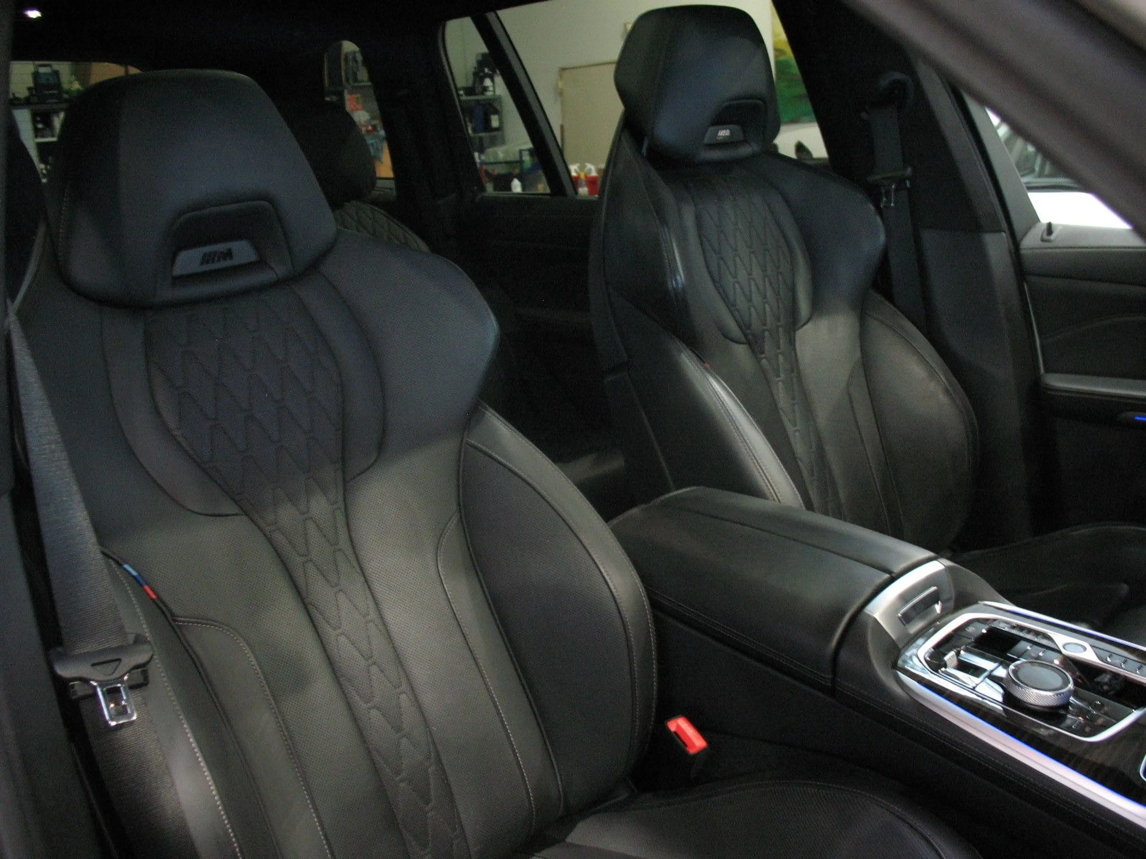 BMW X7 xDrive40d M Sport *LED*LEDER*PANORAMA*AHK* — photo 6