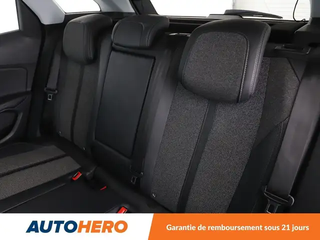 Peugeot 3008 view 14