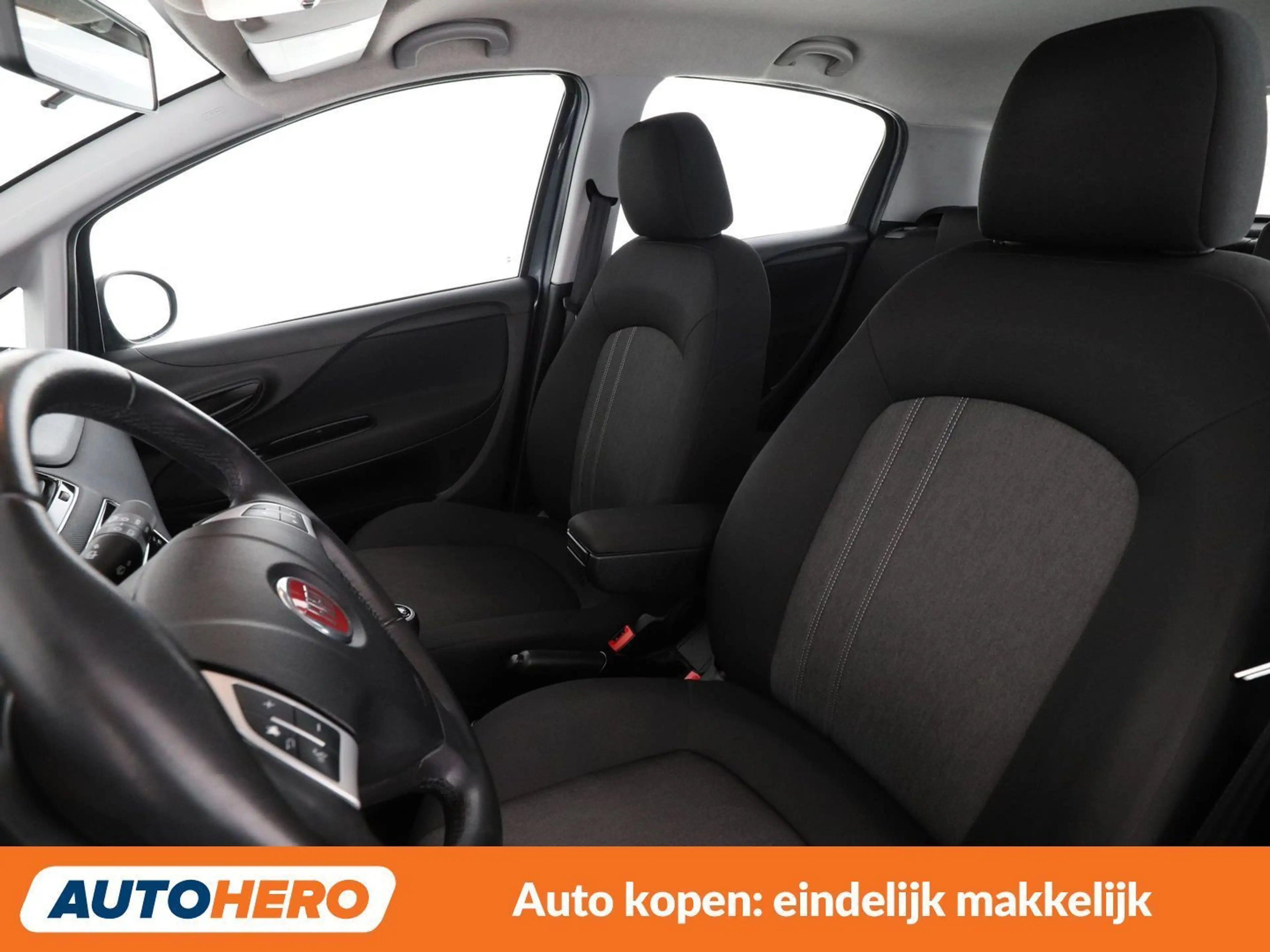 Fiat Punto 0.9 My Punto — photo 10