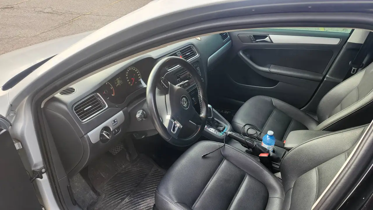 Volkswagen Jetta photo Volkswagen Jetta