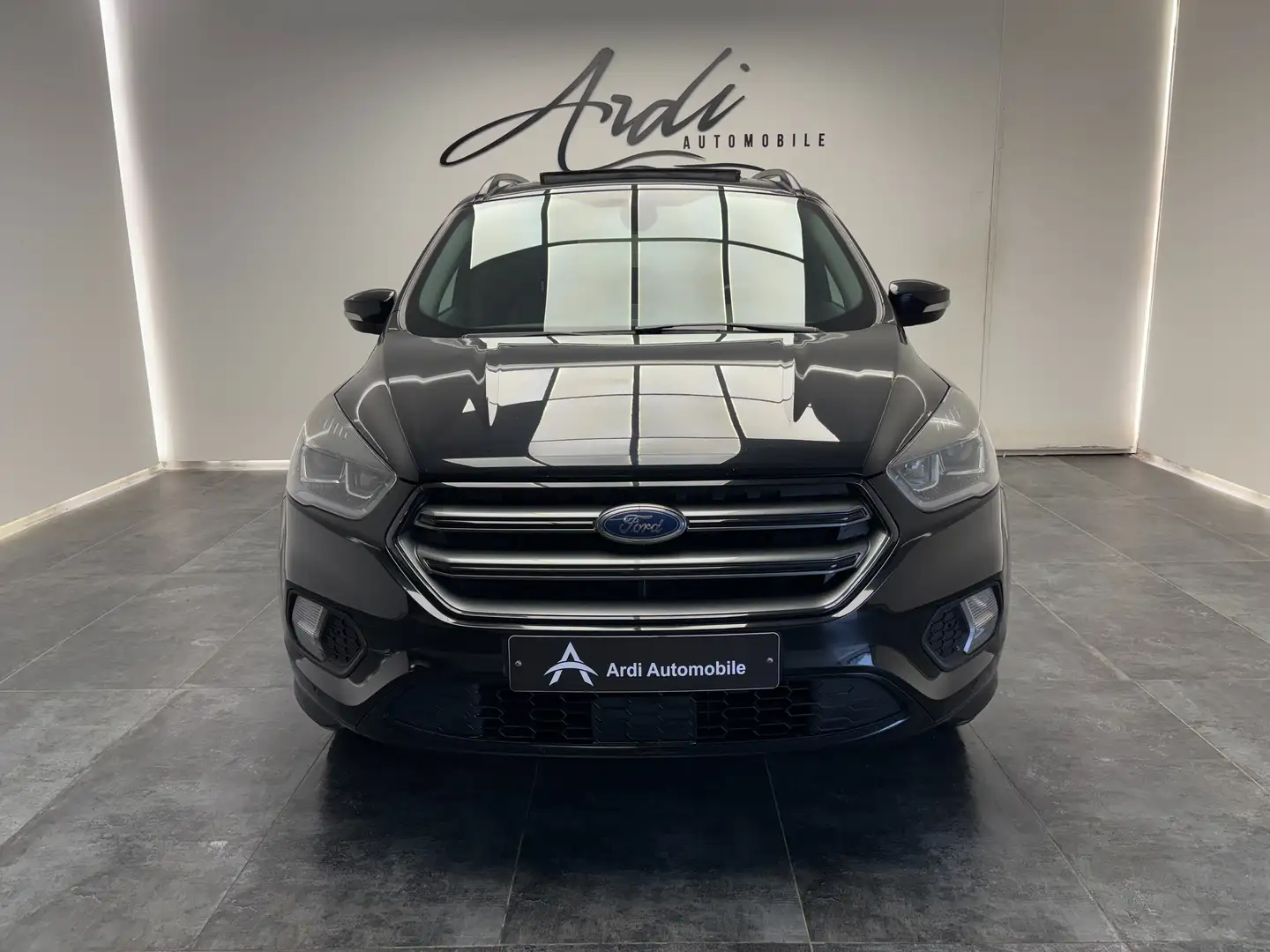 Ford Kuga 1.5 EcoBoost AWD ST Line*CARPLAY*1ER PROP*GARANTIE Zwart - 2