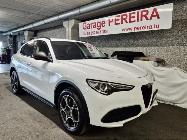 Alfa Romeo Stelvio main image