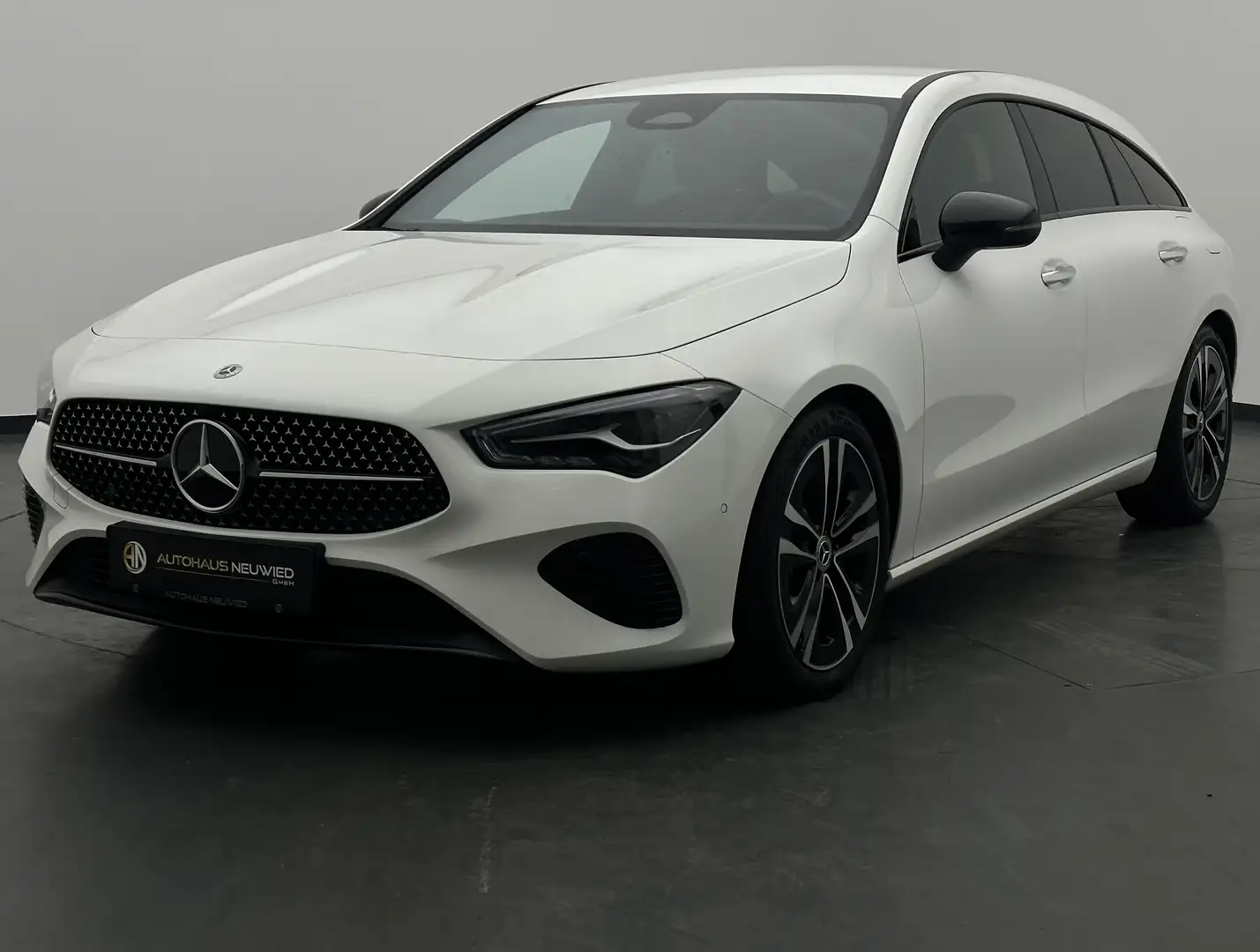Mercedes-Benz CLA 200 CLA 200 SB 7G Progressive+AHK+NIGHT+CAM+KEYLESS+ Blanc - 2