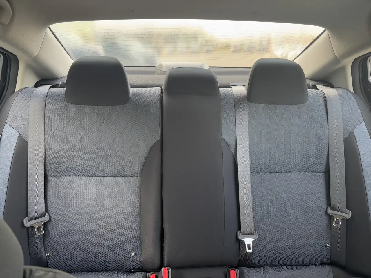 Nissan Versa снимка Nissan Versa