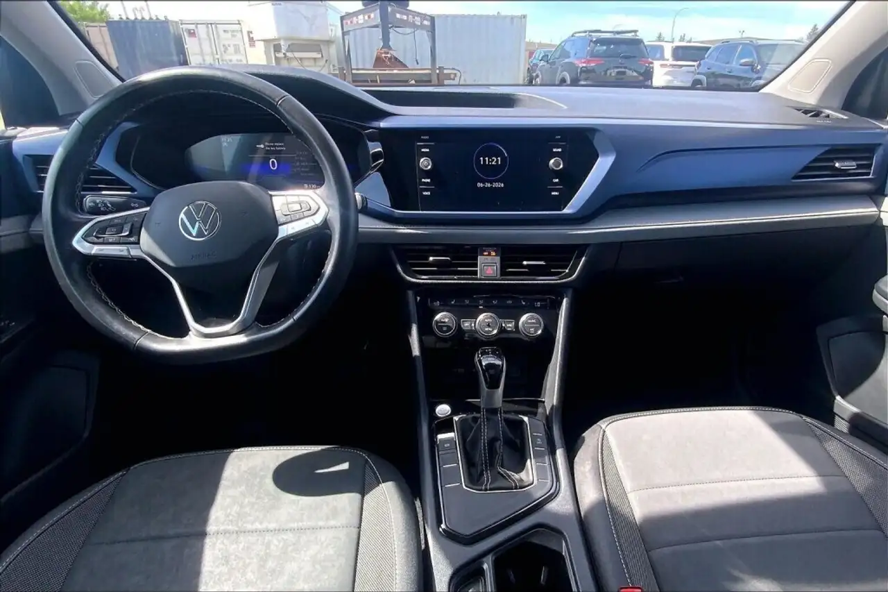 Volkswagen Taos photo Volkswagen Taos