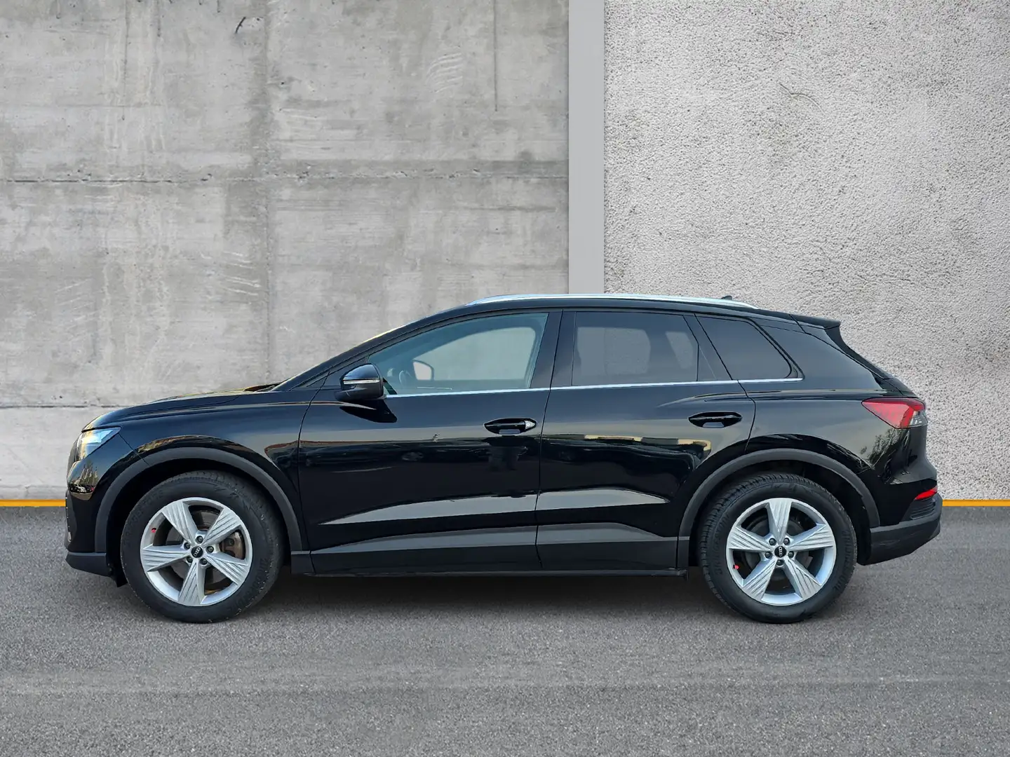 Audi Q4 e-tron 40 ACC Navi Kamera 20Zoll Schwarz - 2