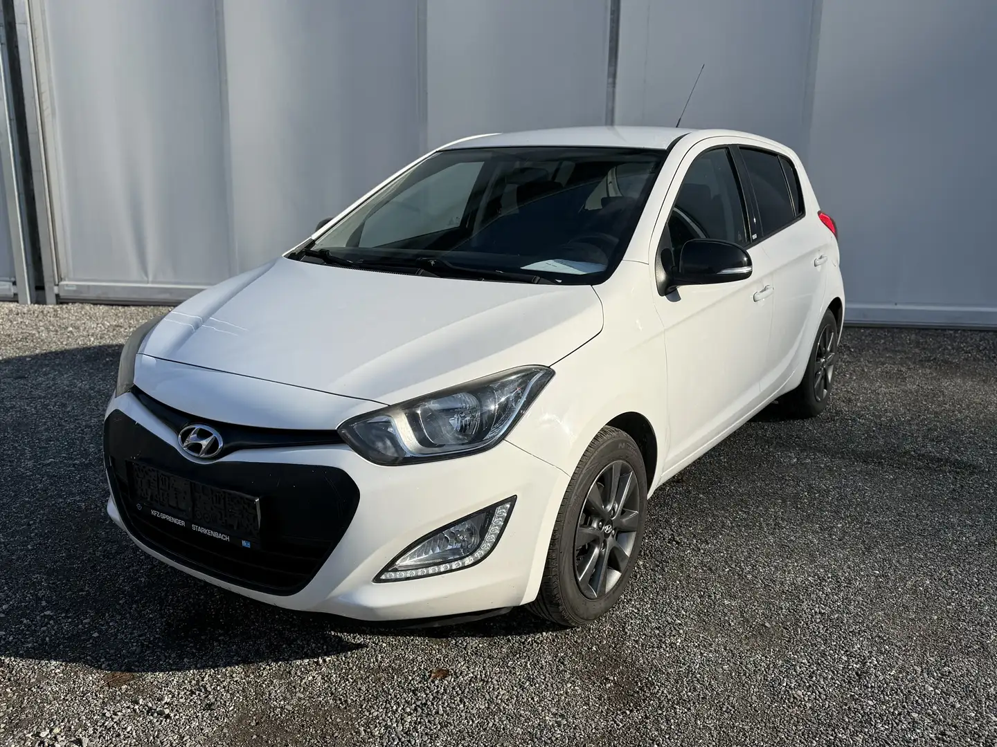 Hyundai i20 1,25 Life Bluedrive ISG - 1