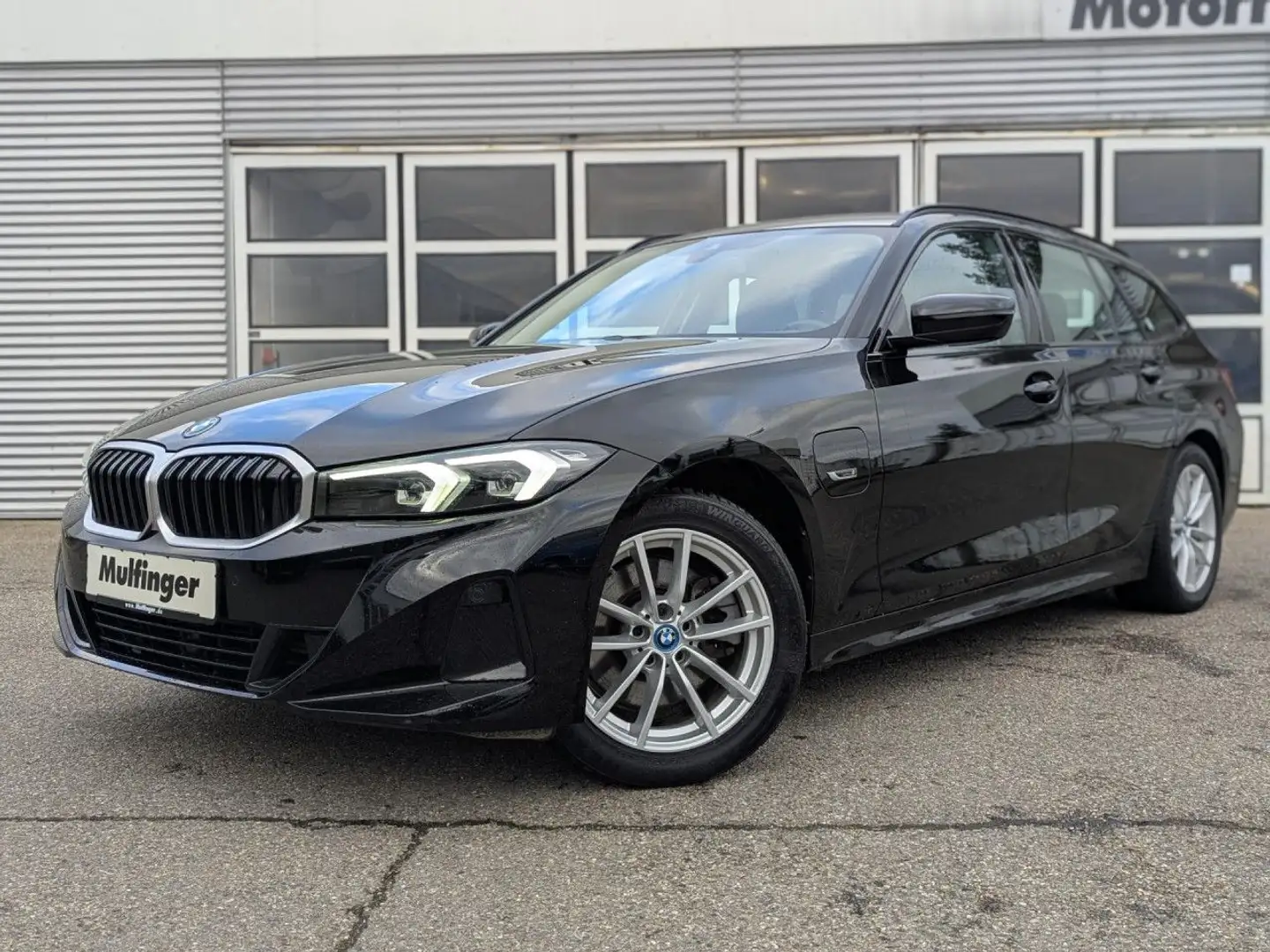 BMW 320 e T. Live-Widescreen DAB Sitzheizung LED PDC Schwarz - 2