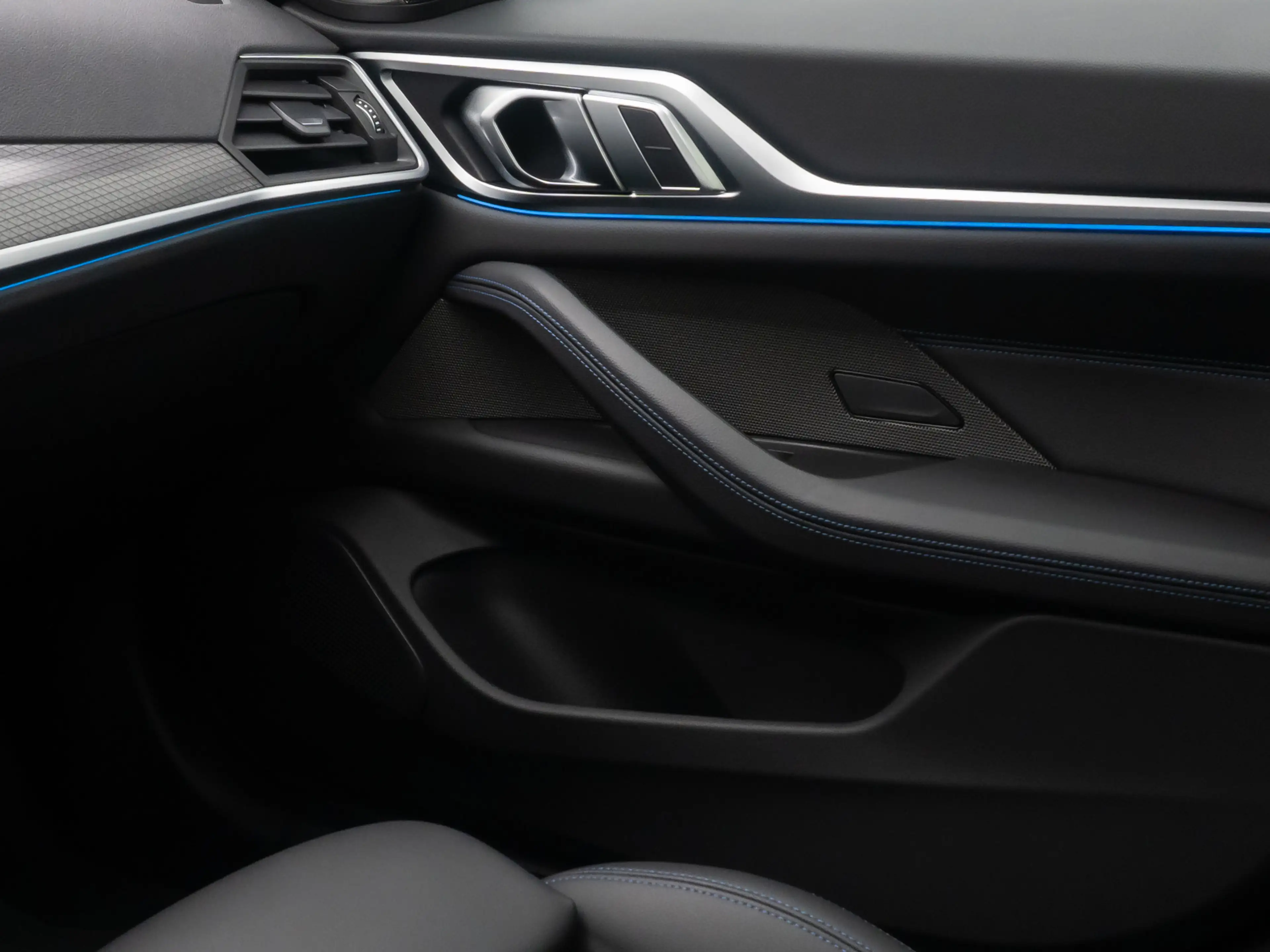 BMW i4 GC M Sport H K Kamera HUD DAB GSD 19Zoll — photo 33